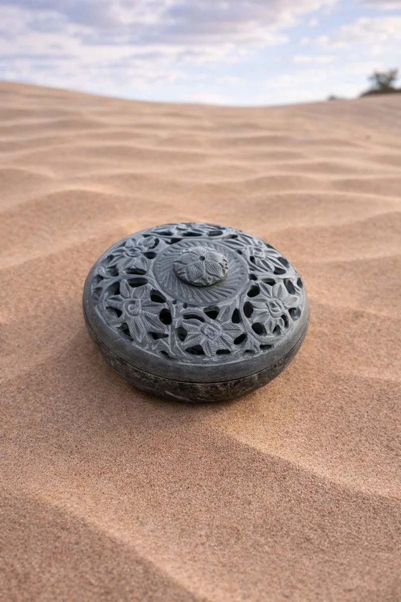 Tohfa Luxe Tohfa Luxe Ruh Handmade Charcoal Marble Bukhoor Burner – Floral Cutwork Lid – Luxury Incense & Oud Burner – Middle Eastern Home Décor & Ramadan Gift (10 × 7 cm)